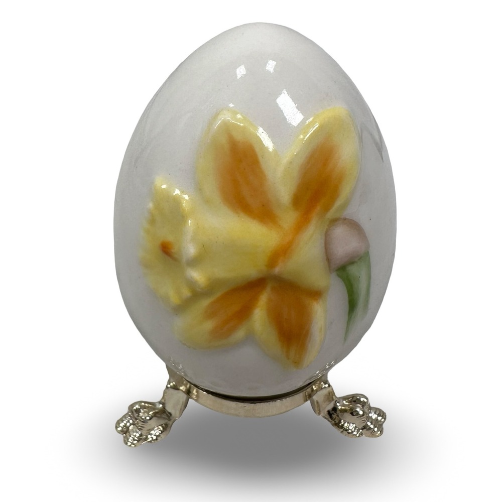 Goebel 1982 Annual Porcelain‎ Egg Yellow Daffodil West Germany Silver Stand 3.5"
